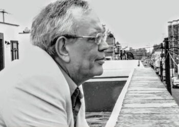 Muere Xavier Robles, escritor de películas como “Rojo Amanecer”