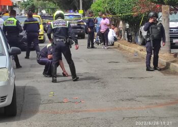 Balacera en fila de vacunación infantil contra Covid-19 en Puebla