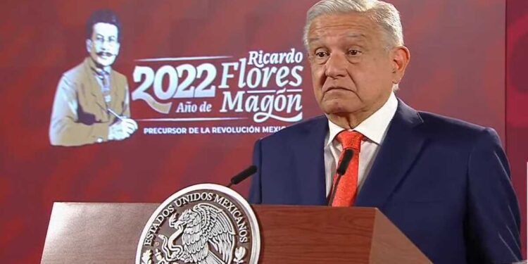“Si no van a legislar, nada más que no cobren”: AMLO, sobre la moratoria constitucional