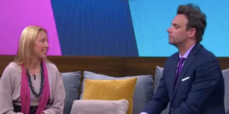 Patricio Borghetti confesó que fue difícil escuchar a una mujer que habla idioma alienígena pero se aguantó