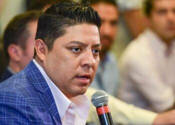El Gobernador Ricardo Gallardo, convoca a retomar uso de cubrebocas