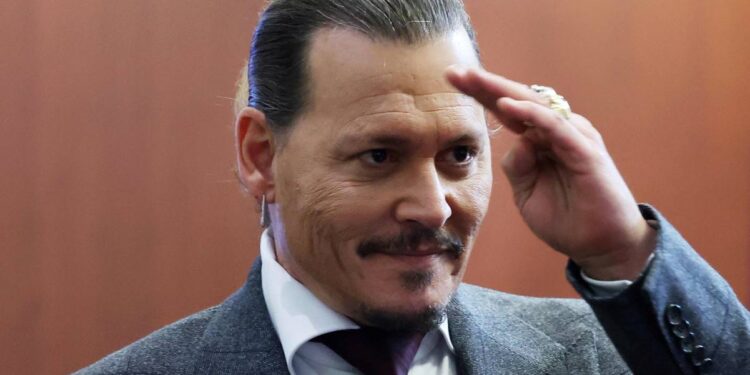 Johnny Deep gana el juicio contra Amber Heard