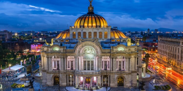 El día que le rindieron homenaje a un violador