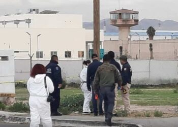 Comando armado rafaguea el penal de La Pila