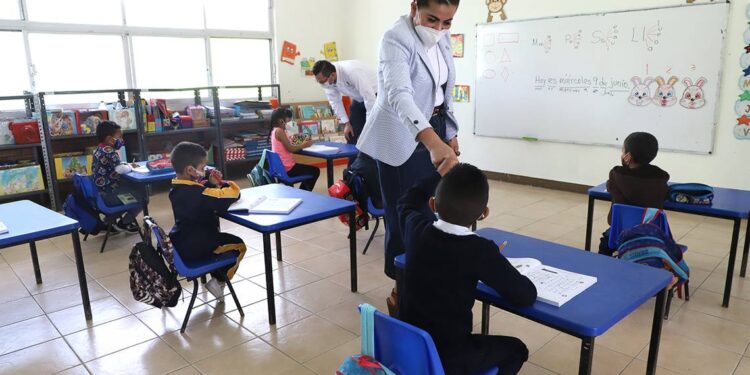 Se adelantarán las vacaciones de educación básica al 1 de julio