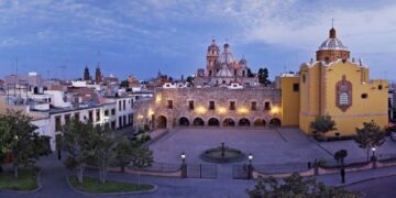 Domingo parcialmente nublado en SLP