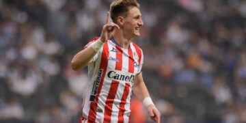 Facundo Waller en el once ideal de la Liga Mx