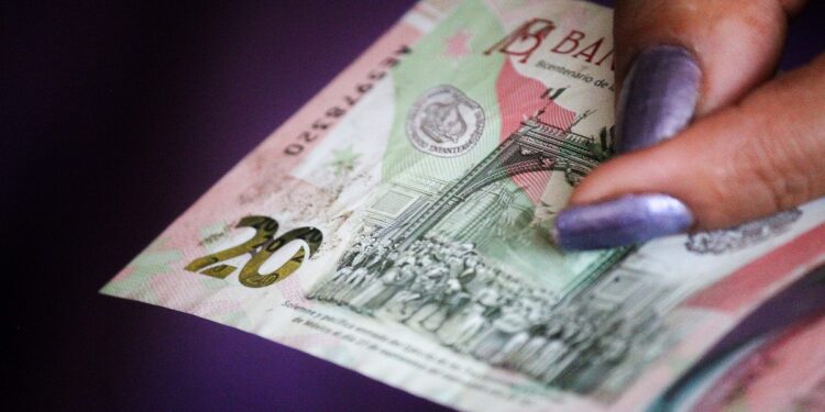 Decimos adiós a los billetes de 20 pesos, ¿Por qué y cuándo los descontinuaran?