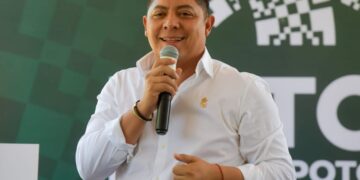 Ricardo Gallardo anuncia modernización de camino al aeropuerto con una inversión de 150 MDP