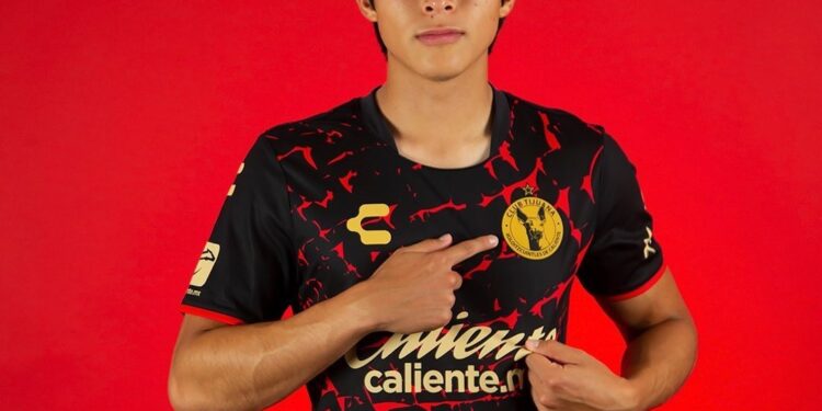 El potosino Rodrigo Parra debutó con Xolos de Tijuana
