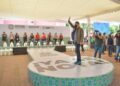 Ricardo Gallardo entrega becas alimentarias en Villa de Reyes y anuncia clínica rosa