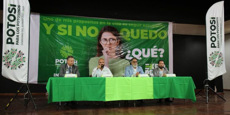 Gobierno del Estado invita a Expo Becas Universitarias 2022
