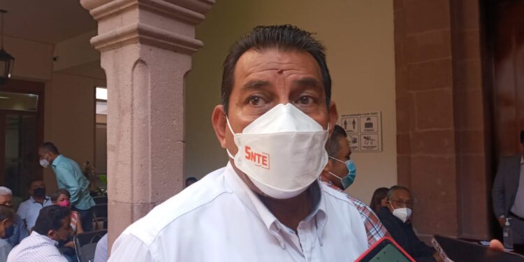 Hasta 12% de incremento salarial recibirán algunos maestros: SNTE