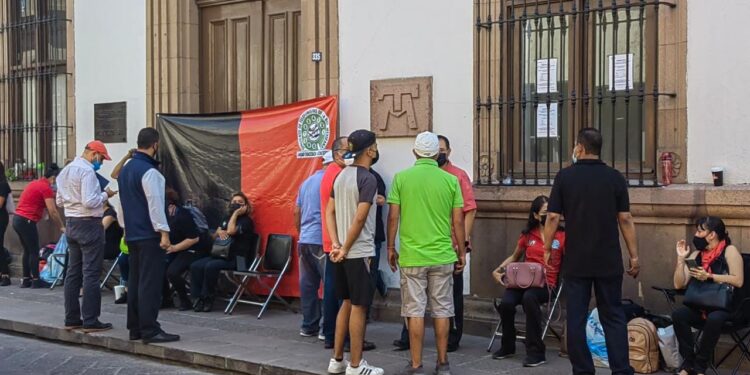 Trabajadores de Telmex se van a huelga