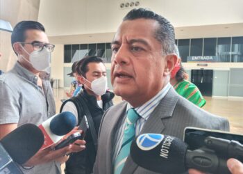 Ocho elementos ya fueron destituidos por corrupción: Miguel Gallegos