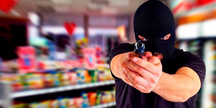 Joven fue detenido por asalto a una tienda en colonia Alamitos