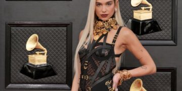 Dua Lipa podría protagonizar una película de superhéroes