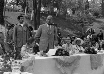 Luis Echeverría: el “dictador” que prohibió el rock en México en los 70s