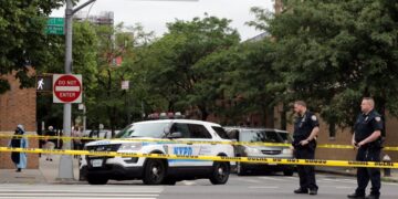 Tiroteo en desfile por el 4 de julio deja 6 muertos y decenas de heridos en Chicago