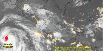 ‘Frank’ ya es huracán en el Océano Pacífico