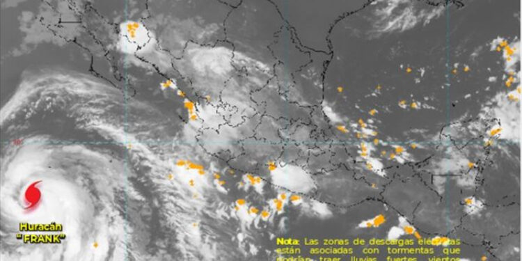 ‘Frank’ ya es huracán en el Océano Pacífico