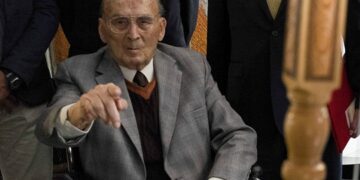 Muere Luis Echeverría a los 100 años