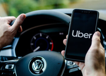 Destapan secretos de Uber: engañó, sobornó y obtuvo favores políticos