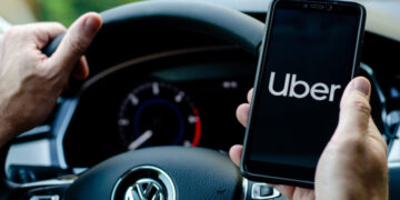 Destapan secretos de Uber: engañó, sobornó y obtuvo favores políticos