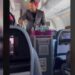 ¿Trabajo de medio tiempo? Jason Momoa debuta como sobrecargo en aerolínea