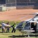Escritor Salman Rushdie entra a cirugía de emergencia tras atentado
