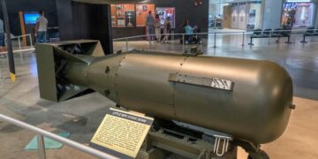 Bomba atómica de Hiroshima: ¿Cómo era el explosivo que mató a miles de personas?