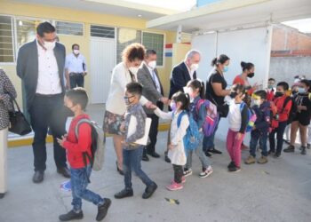 Hoy casi 100 mil alumnos del SEER regresaron a clases para el ciclo escolar 2022-2023