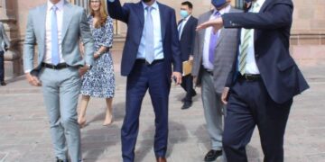 Reconoce embajador de Estados Unidos políticas y estrategias de seguridad en SLP