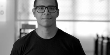 Egresado de la UASLP recibe premio “RedDot Design Award 2022”