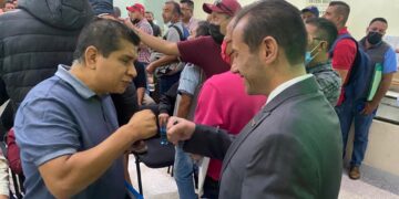 Gobierno del Estado otorga 107 concesiones de taxi adicionales
