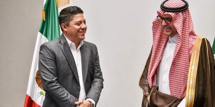 Ricardo Gallardo anuncia gira por Medio Oriente