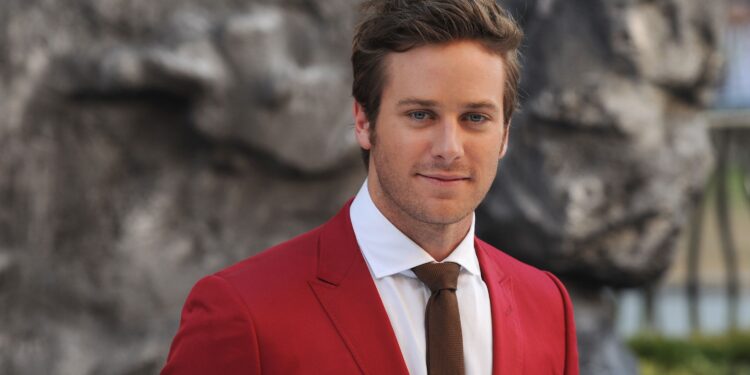 “House of Hammer” relata el escalofriante testimonio de las víctimas de Armie Hammer, el caníbal de Hollywood