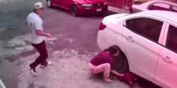 Video: Niño fue aplastado por intentar rescatar su juguete
