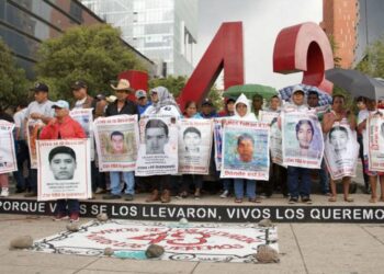 Estudiantes de Ayotzinapa estuvieron con vida 4 días