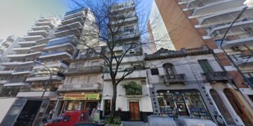 Las mujeres eran esclavas sexuales, había incesto: Un pertubador relato sobre una escuela de yoga que escondía una secta