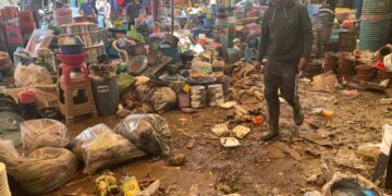 Lágrimas, lodo, desorden y reclamos después de la tormenta en el área de “gritones” de la Fenapo