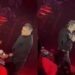 Video: Alejandro Fernández le hizo el feo y pateó peluche del Dr. Simi en el palenque de la Fenapo