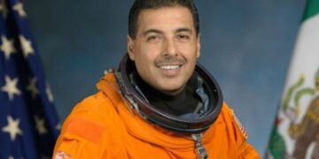 El astronauta Mexicano José Hernández habla de Artemis I, la nueva misión de la NASA