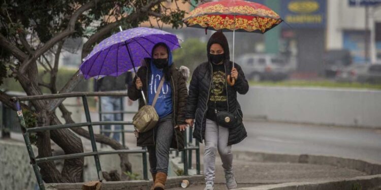 Remanentes de ‘Kay’ y canales de baja presión provocarán fuertes lluvias