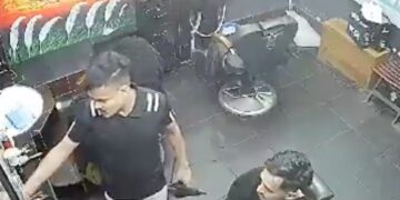 Vídeo: Mueren dos jóvenes en una barbería luego de explotar la secadora de cabello