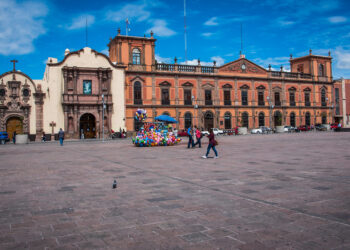 Día parcialmente nublado en la capital potosina