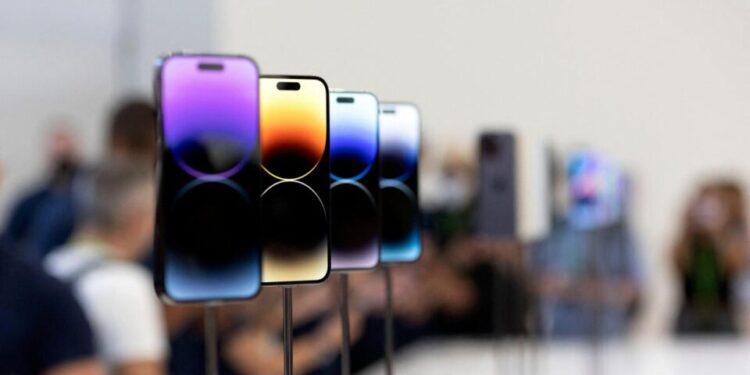 ¿Cuántos días se tiene que trabajar para comprarse un iPhone 14 Pro?
