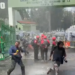 Videos: Policía militar lanza chorros de agua a manifestantes y periodistas en protesta por caso Ayotzinapa