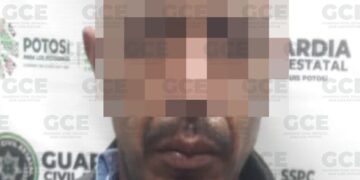 Detienen a presunto por posesión de arma de fuego, vehículo robado y droga