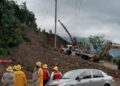 Protección Civil atiende la caída de torre de luz en Huehuetlán